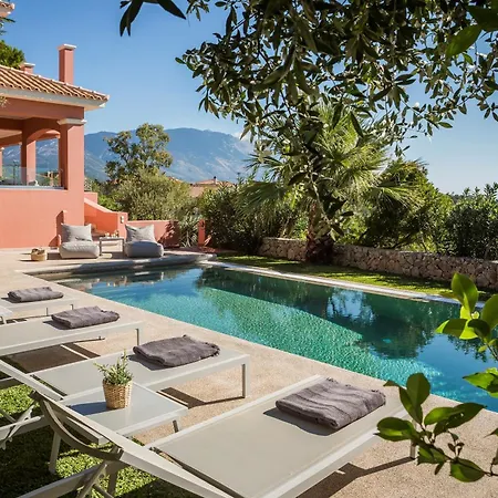 Superb Kefalonia 4 Bedrooms Froso Stunning Sea Views Sunny Roof Terrace Lakithras *